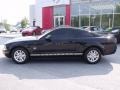 Black - Mustang V6 Coupe Photo No. 2