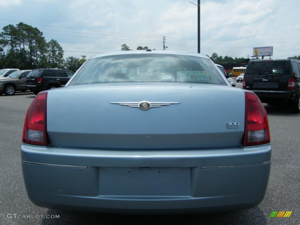 2006 300 Touring - Butane Blue Pearlcoat / Dark Slate Gray/Light Graystone photo #4