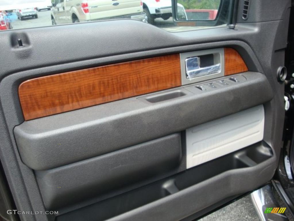 2010 F150 Lariat SuperCrew 4x4 - Tuxedo Black / Black photo #15