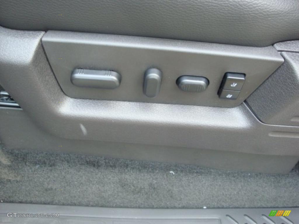 2010 F150 Lariat SuperCrew 4x4 - Ingot Silver Metallic / Black photo #17
