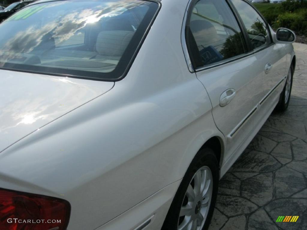 2003 Sonata GLS V6 - Noble White / Beige photo #5