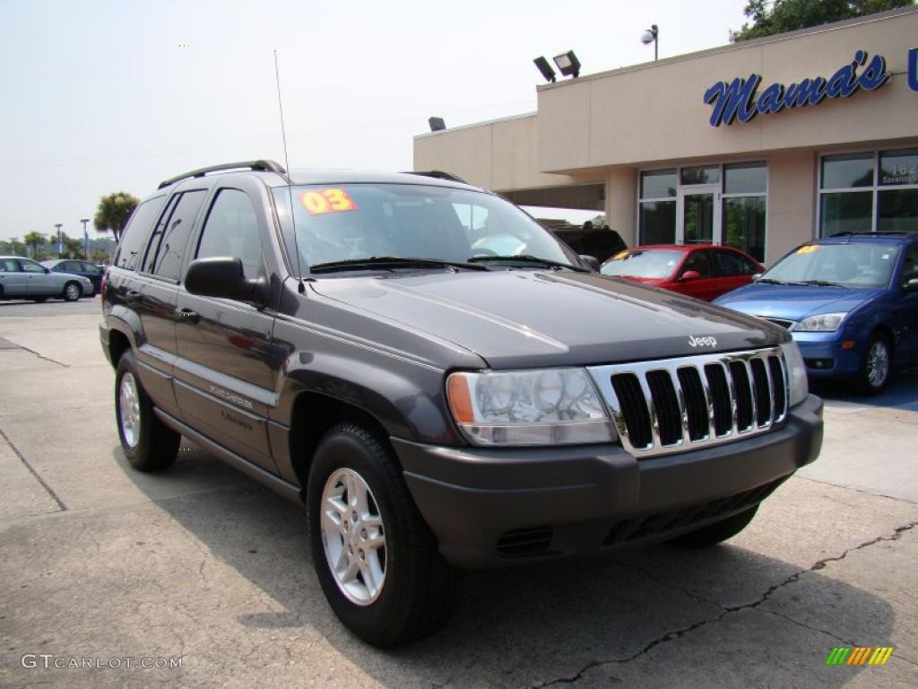 2003 Grand Cherokee Laredo 4x4 - Graphite Metallic / Dark Slate Gray photo #3