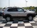 Sahara Silver - Tucson GLS V6 4x4 Photo No. 14