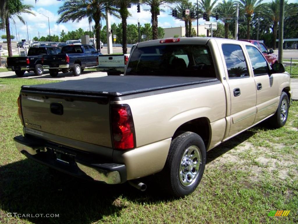 2007 Silverado 1500 Classic LS Crew Cab - Sandstone Metallic / Tan photo #5