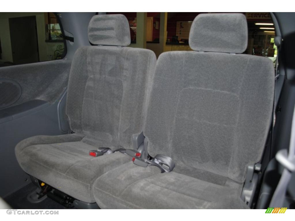 2002 Sedona LX - Misty Blue / Gray photo #18