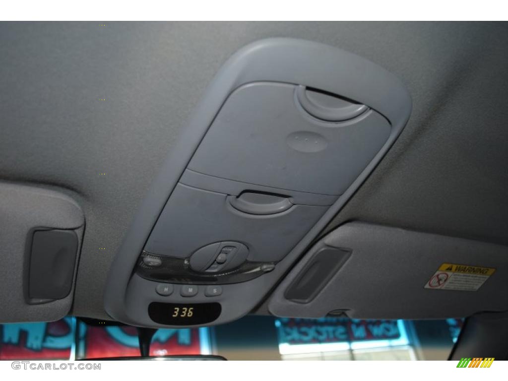 2002 Sedona LX - Misty Blue / Gray photo #37