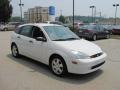 2002 Cloud 9 White Ford Focus ZX5 Hatchback  photo #6