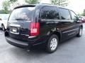 2010 Blackberry Pearl Chrysler Town & Country Touring  photo #3