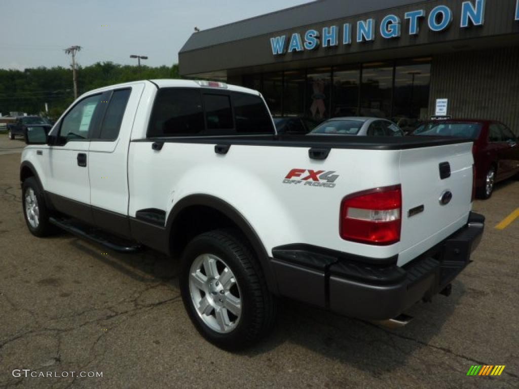 2006 F150 FX4 SuperCab 4x4 - Oxford White / Medium/Dark Flint photo #2