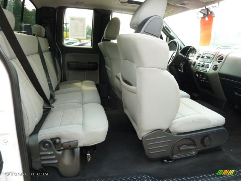 2006 F150 FX4 SuperCab 4x4 - Oxford White / Medium/Dark Flint photo #16