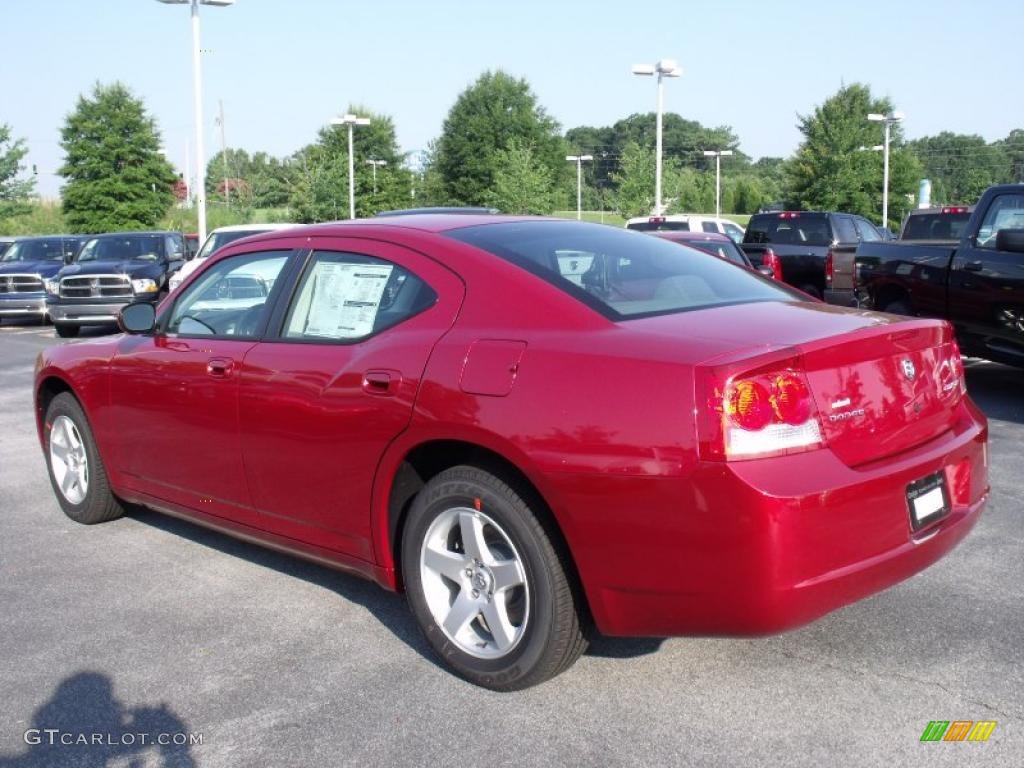 2010 Charger SE - Inferno Red Crystal Pearl / Dark Slate Gray photo #2