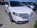 2010 White Platinum Metallic Tri-Coat Lincoln MKT FWD  photo #1