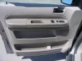 2004 Arizona Beige Metallic Ford Freestar SEL  photo #24