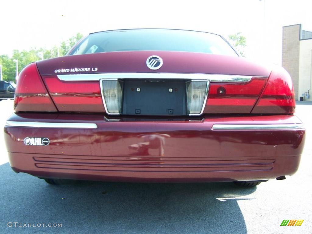 2004 Grand Marquis LS - Dark Toreador Red Metallic / Medium Parchment photo #6