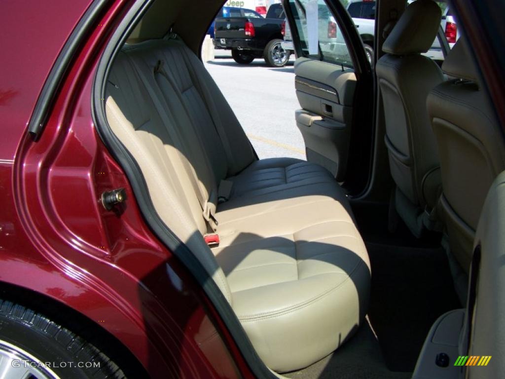 2004 Grand Marquis LS - Dark Toreador Red Metallic / Medium Parchment photo #15