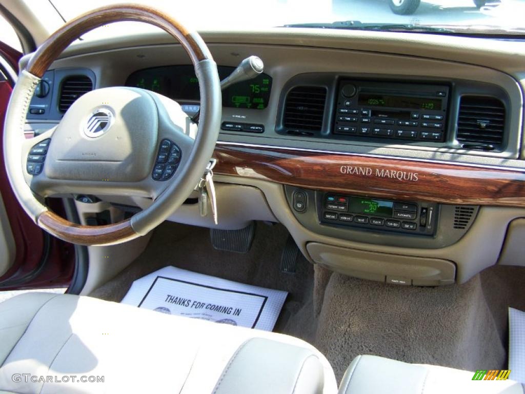 2004 Grand Marquis LS - Dark Toreador Red Metallic / Medium Parchment photo #17