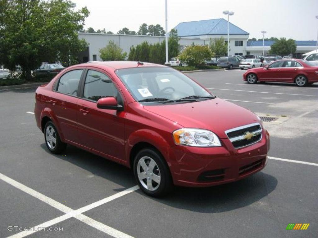 2010 Aveo LT Sedan - Sport Red / Charcoal photo #2
