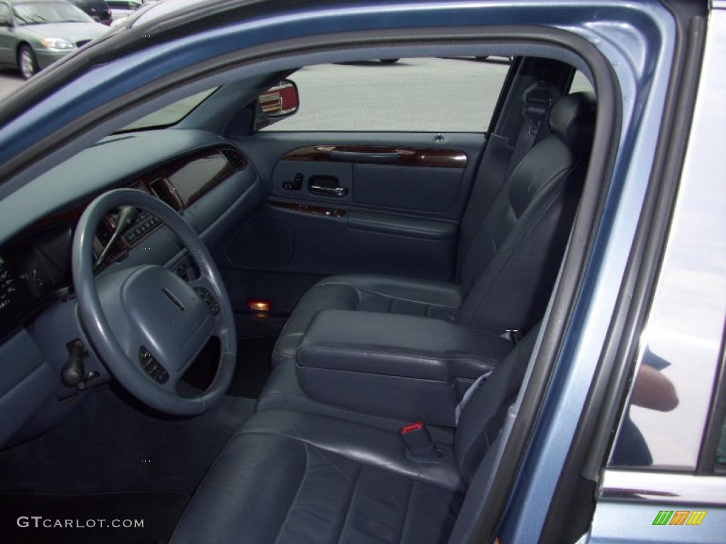 1999 Town Car Signature - Graphite Blue Metallic / Deep Slate Blue photo #16