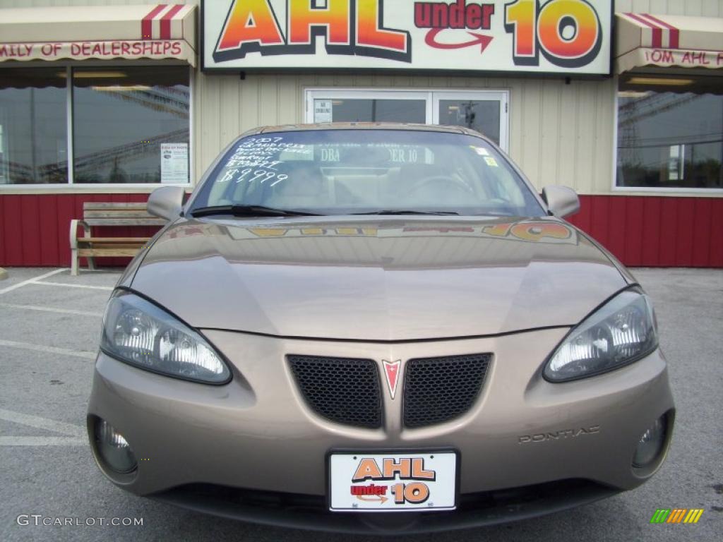 2007 Grand Prix Sedan - Bronzestone Metallic / Cashmere photo #1