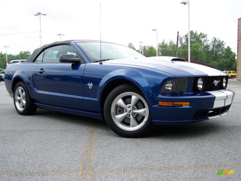 2009 Mustang GT Premium Convertible - Vista Blue Metallic / Dark Charcoal photo #3