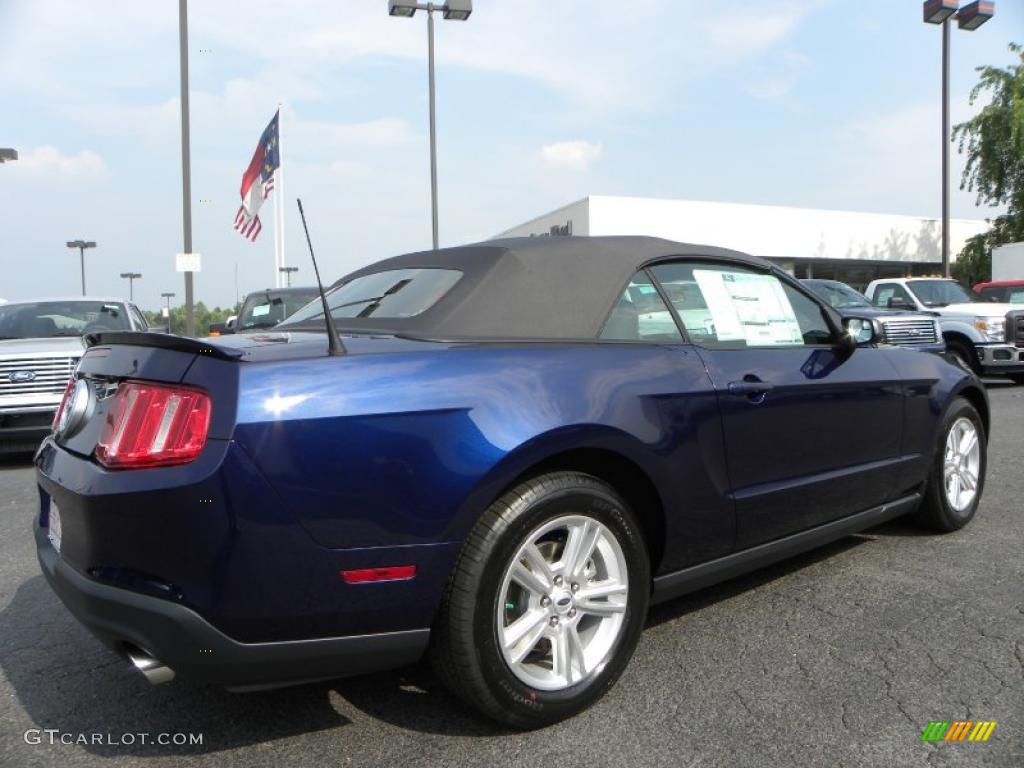 2011 Mustang V6 Convertible - Kona Blue Metallic / Charcoal Black photo #3