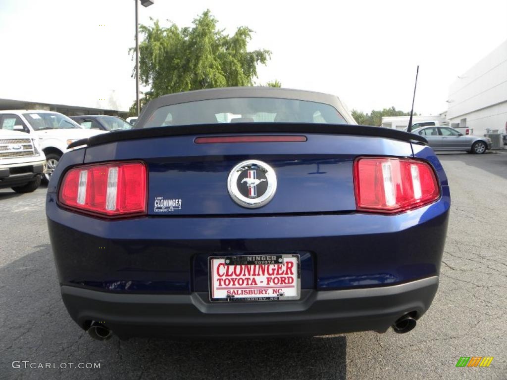 2011 Mustang V6 Convertible - Kona Blue Metallic / Charcoal Black photo #4