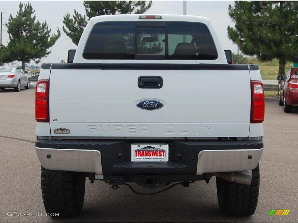 2008 F350 Super Duty Lariat Crew Cab 4x4 - Oxford White / Camel photo #8