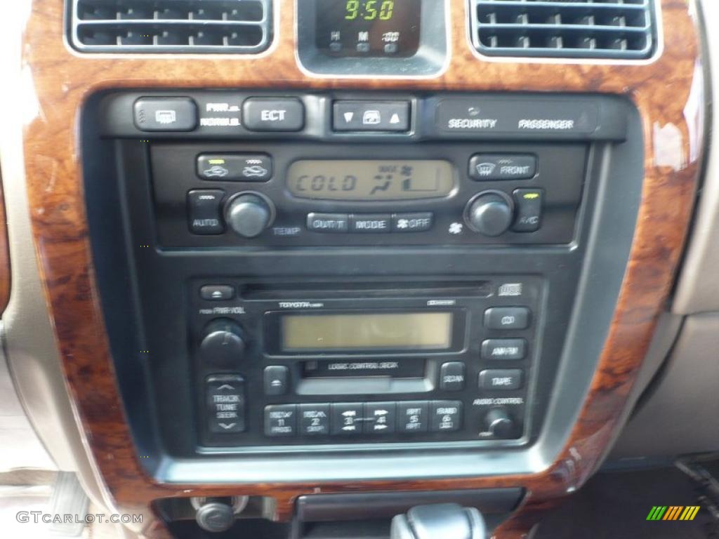 1999 4Runner Limited 4x4 - Imperial Jade Green Mica / Oak photo #26