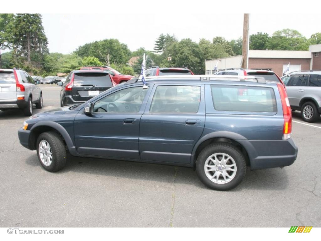 2007 XC70 AWD Cross Country - Barents Blue Metallic / Graphite photo #7