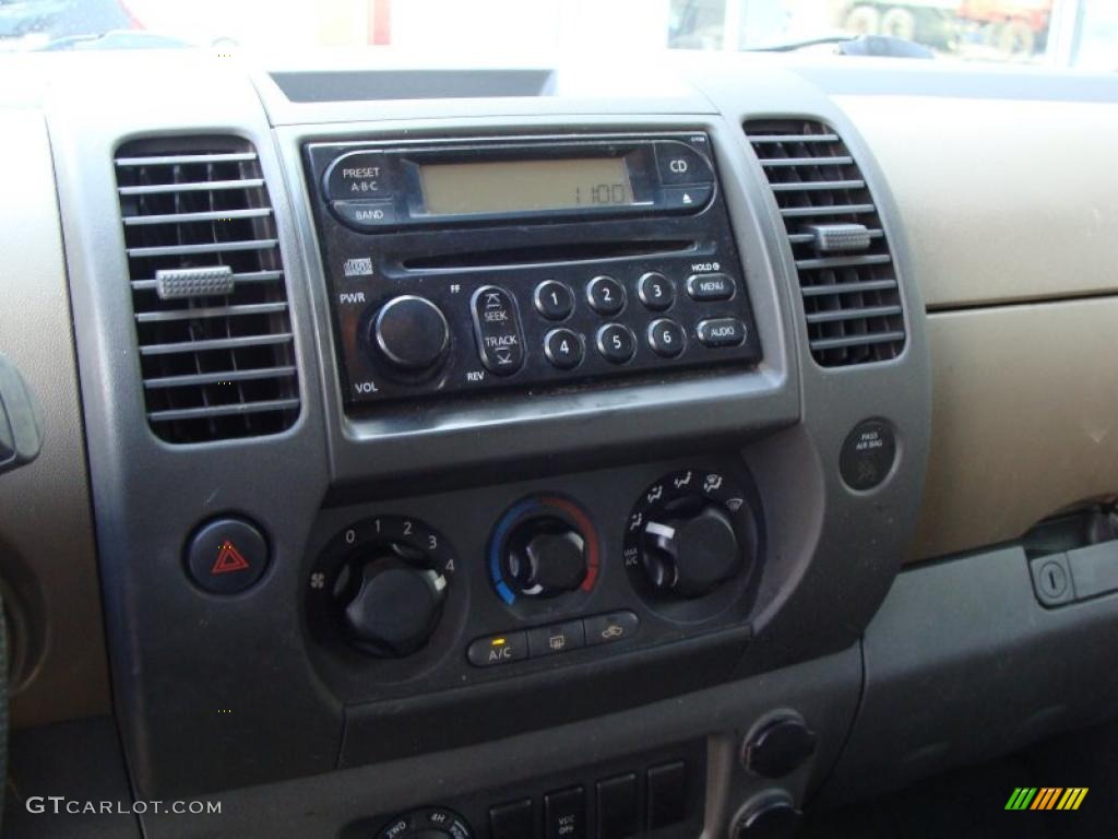 2006 Xterra X 4x4 - Super Black / Desert/Graphite photo #20