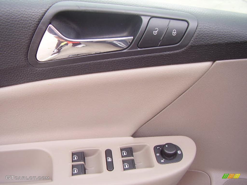 2006 Passat 2.0T Sedan - United Grey Metallic / Pure Beige photo #21