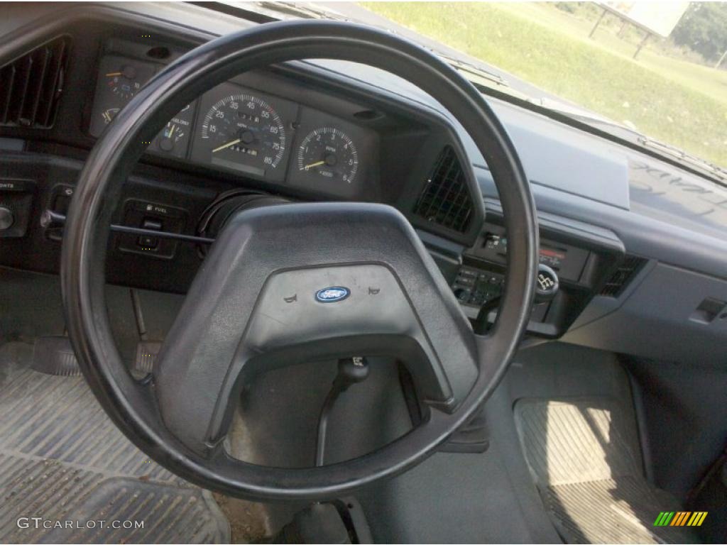 1989 F150 Regular Cab 4x4 - Dark Shadow Blue Metallic / Dark Charcoal photo #14