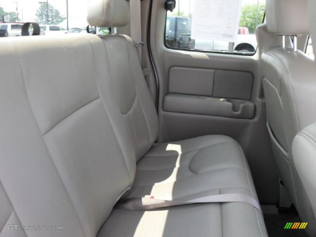 2003 Sierra 3500 SLT Extended Cab Dually - Summit White / Neutral photo #18