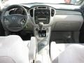 2002 Millennium Silver Metallic Toyota Highlander V6 4WD  photo #12