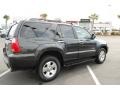 Black - 4Runner SR5 Photo No. 5