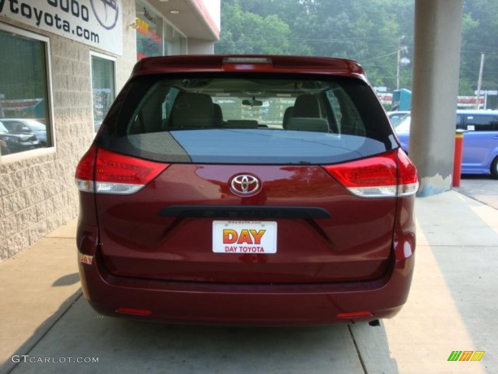 2011 Sienna  - Salsa Red Pearl / Bisque photo #3