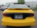 2002 Yellow Pontiac Sunfire SE Coupe  photo #13