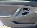 Super White - Camry LE Photo No. 6