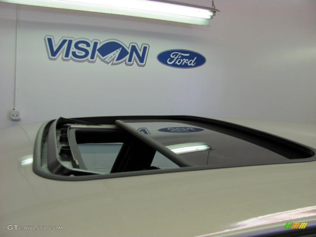 2006 Grand Marquis LS - Silver Birch Metallic / Charcoal Black photo #23