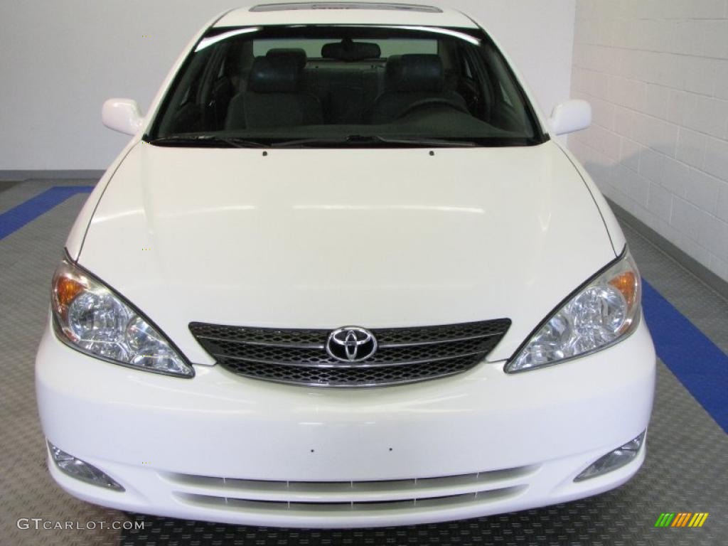 2004 Camry XLE V6 - Super White / Stone photo #6