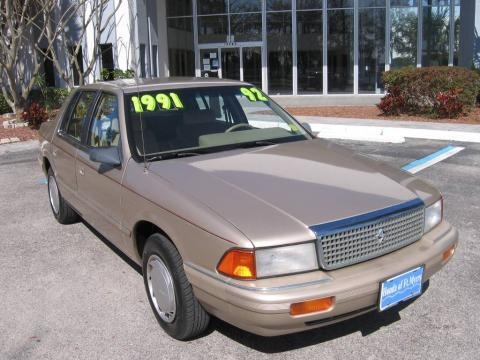 1992 Plymouth Acclaim  Data, Info and Specs