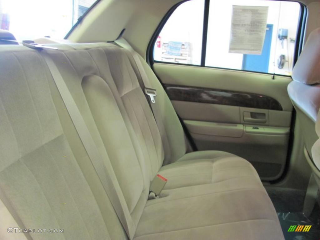 2004 Grand Marquis GS - Dark Toreador Red Metallic / Medium Parchment photo #8