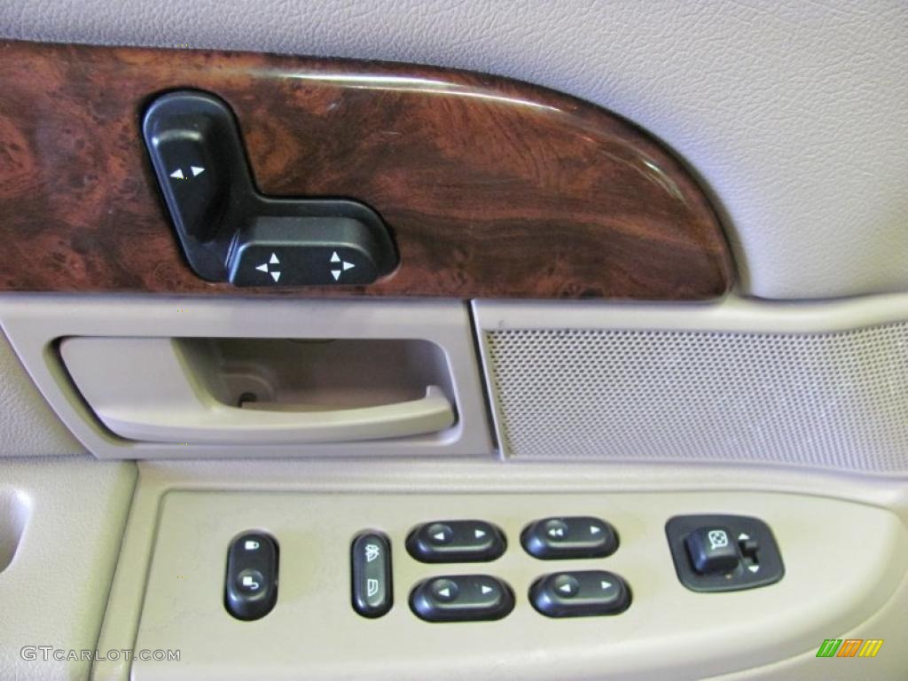 2004 Grand Marquis GS - Dark Toreador Red Metallic / Medium Parchment photo #9