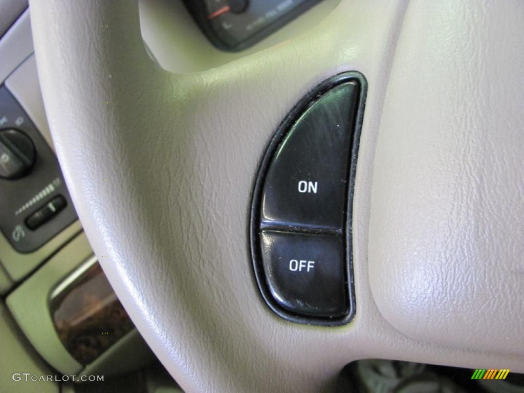 2004 Grand Marquis GS - Dark Toreador Red Metallic / Medium Parchment photo #23