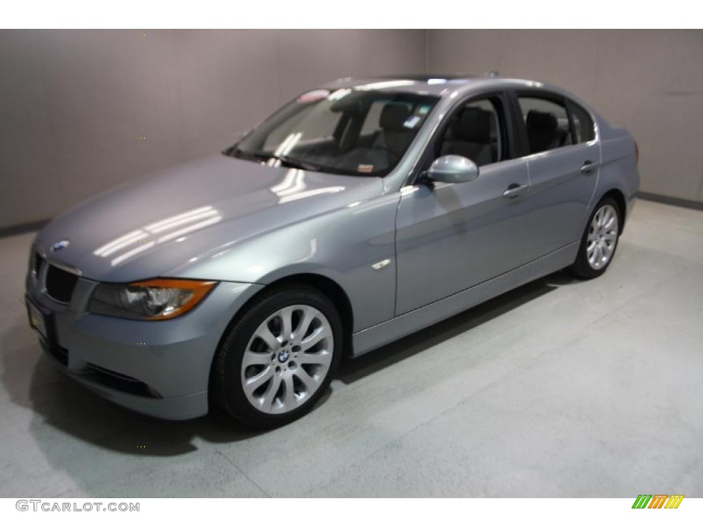 2006 3 Series 330i Sedan - Silver Grey Metallic / Grey photo #3