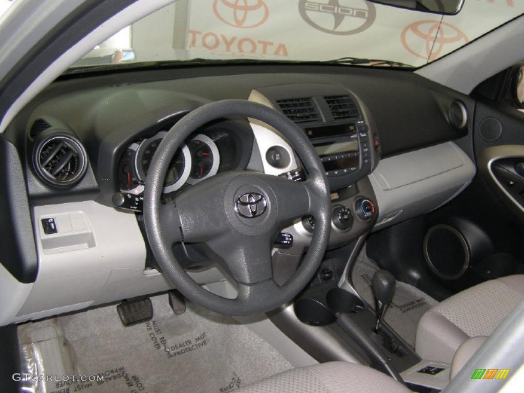 2007 RAV4 V6 4WD - Classic Silver Metallic / Ash Gray photo #12