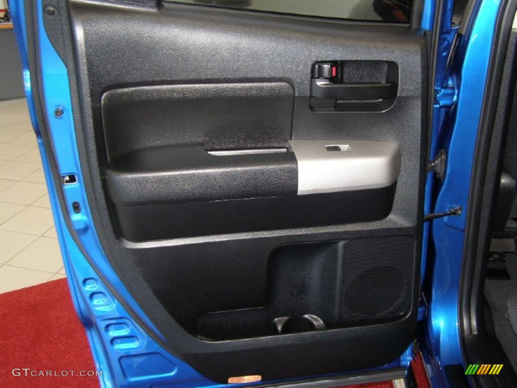2007 Tundra SR5 TRD Double Cab 4x4 - Blue Streak Metallic / Black photo #25