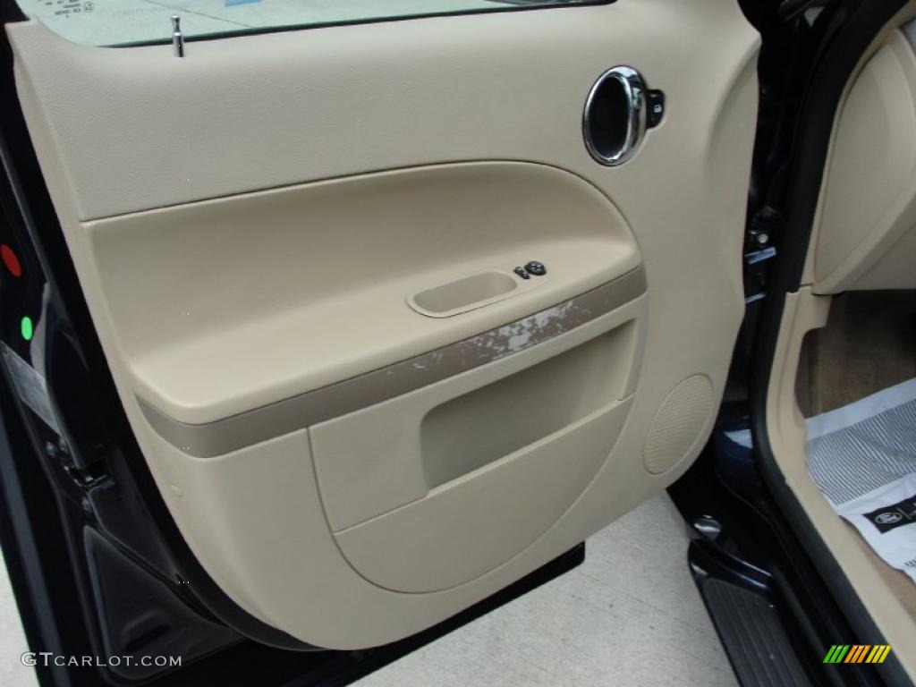 2008 HHR LT - Imperial Blue Metallic / Cashmere Beige photo #33
