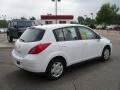Fresh Powder - Versa 1.8 S Hatchback Photo No. 4