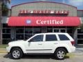 Stone White - Grand Cherokee Laredo Photo No. 1